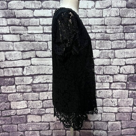 Isaac Mizrahi Black Lace Top Size 1X - Picture 8 of 10